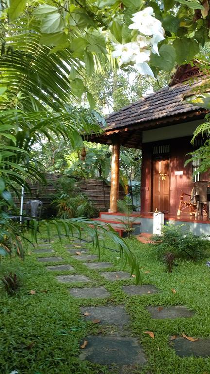 Marari Umapathi Beach Villa Mararikulam Extérieur photo